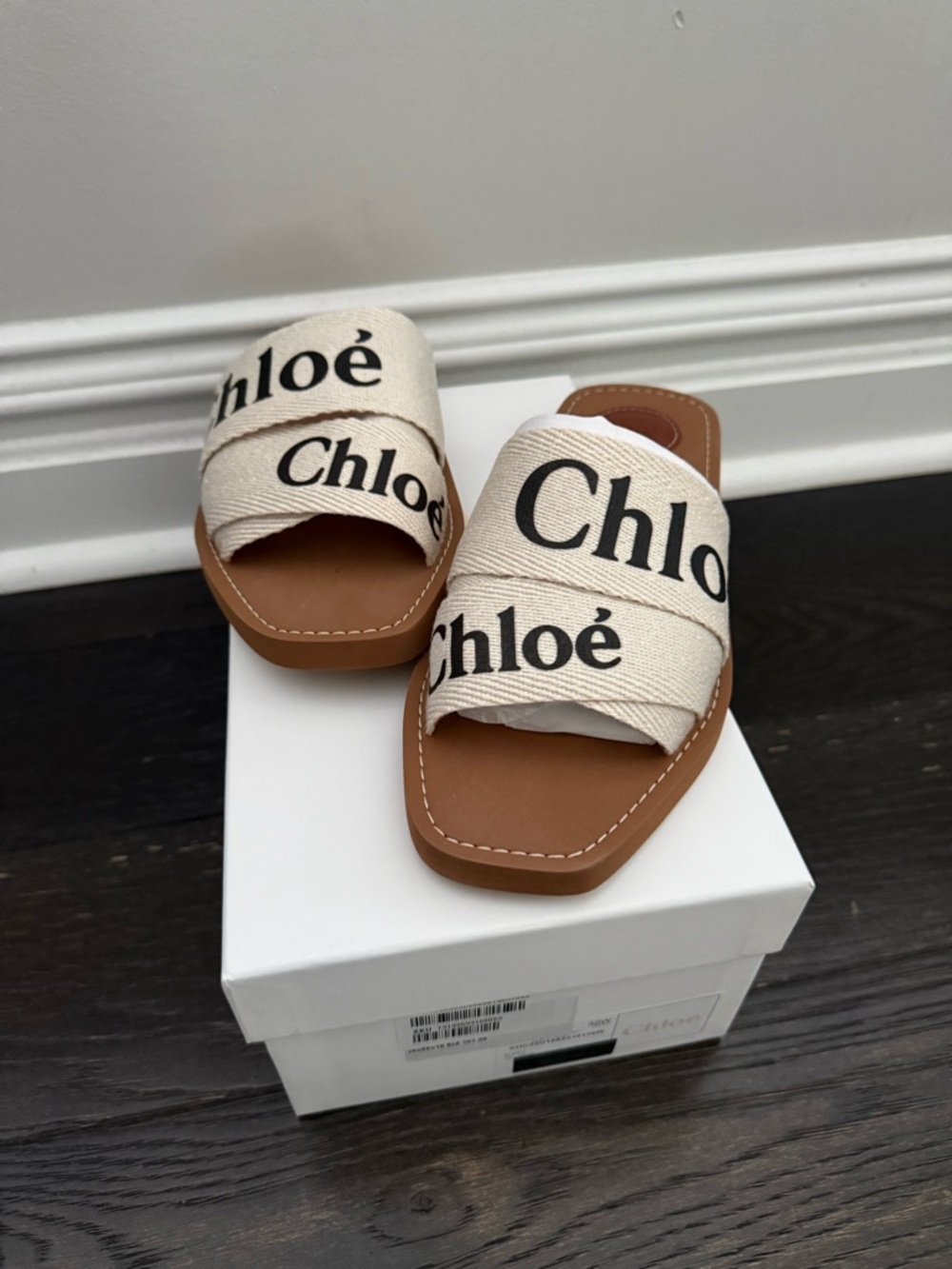 Chloé   Woody sandals
white and black Logo Canvas Slide Sandals 39